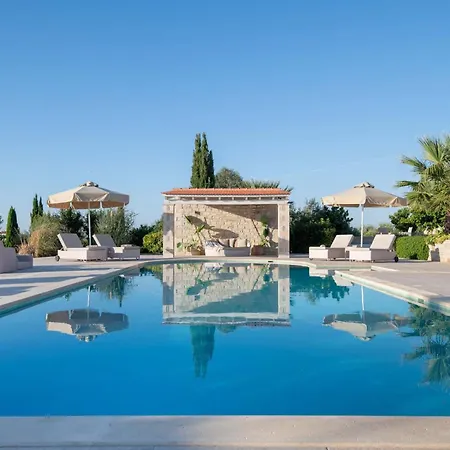 Elia, By Hellocrete Rethymno