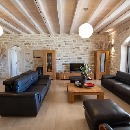 Villa Elia, By Hellocrete Rethymno (Crete)