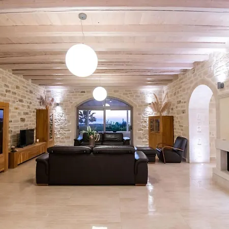 Elia, By Hellocrete * Rethymno