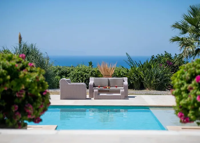 Elia, By Hellocrete * Rethymno