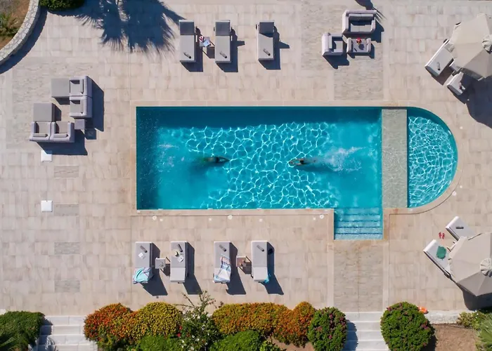 Villa Elia, By Hellocrete