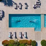 Villa Elia, By Hellocrete
