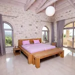 Elia, By Hellocrete * Rethymno (Crete)