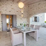 Elia, By Hellocrete * Rethymno (Crete)